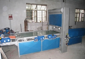 玻璃自動衝壓掰粒排版機 JLBP-600型（xíng）